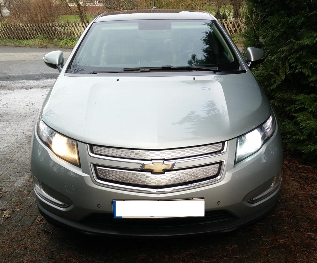 Vergleich am Auto, im Bild links natürlich der originale