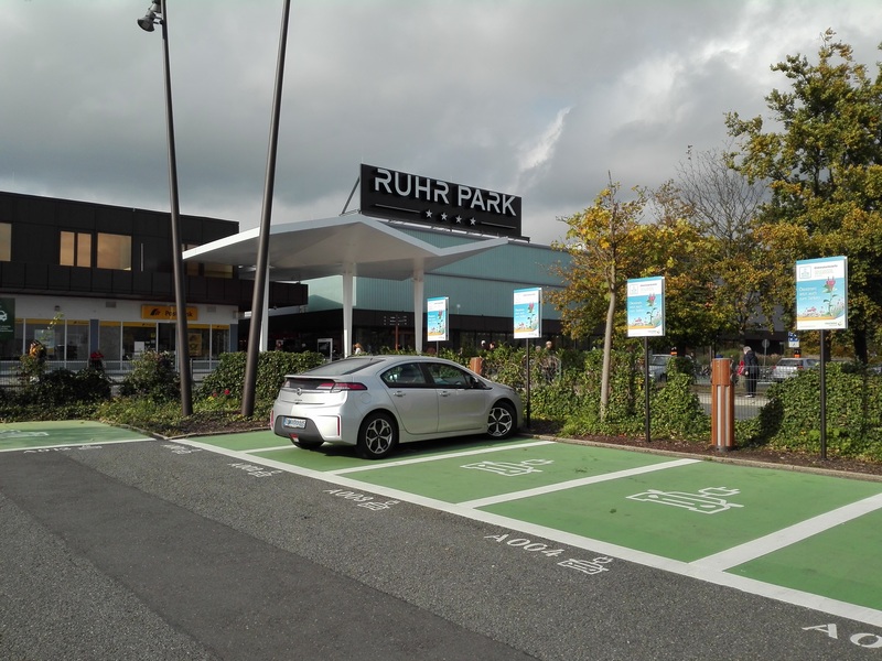 Extrem positiv: Ruhrpark in Bochum!